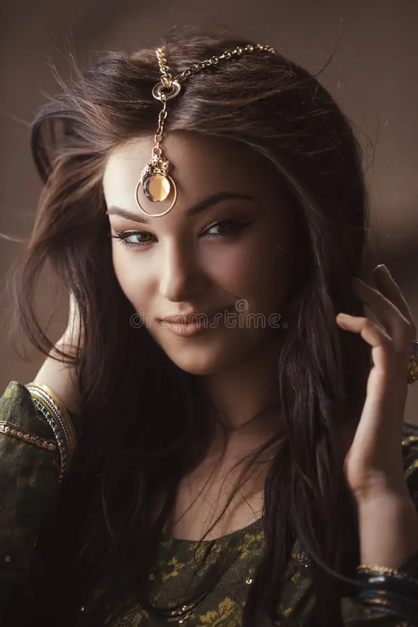 QUEEN AYA