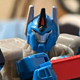 Ultra Magnus - Main Autobot