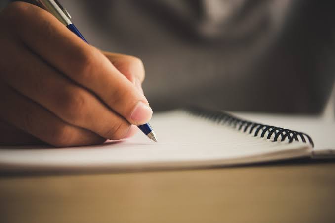 Story Writer
