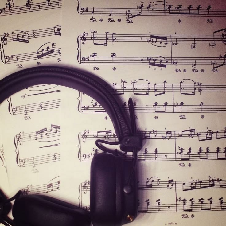Singer for intro