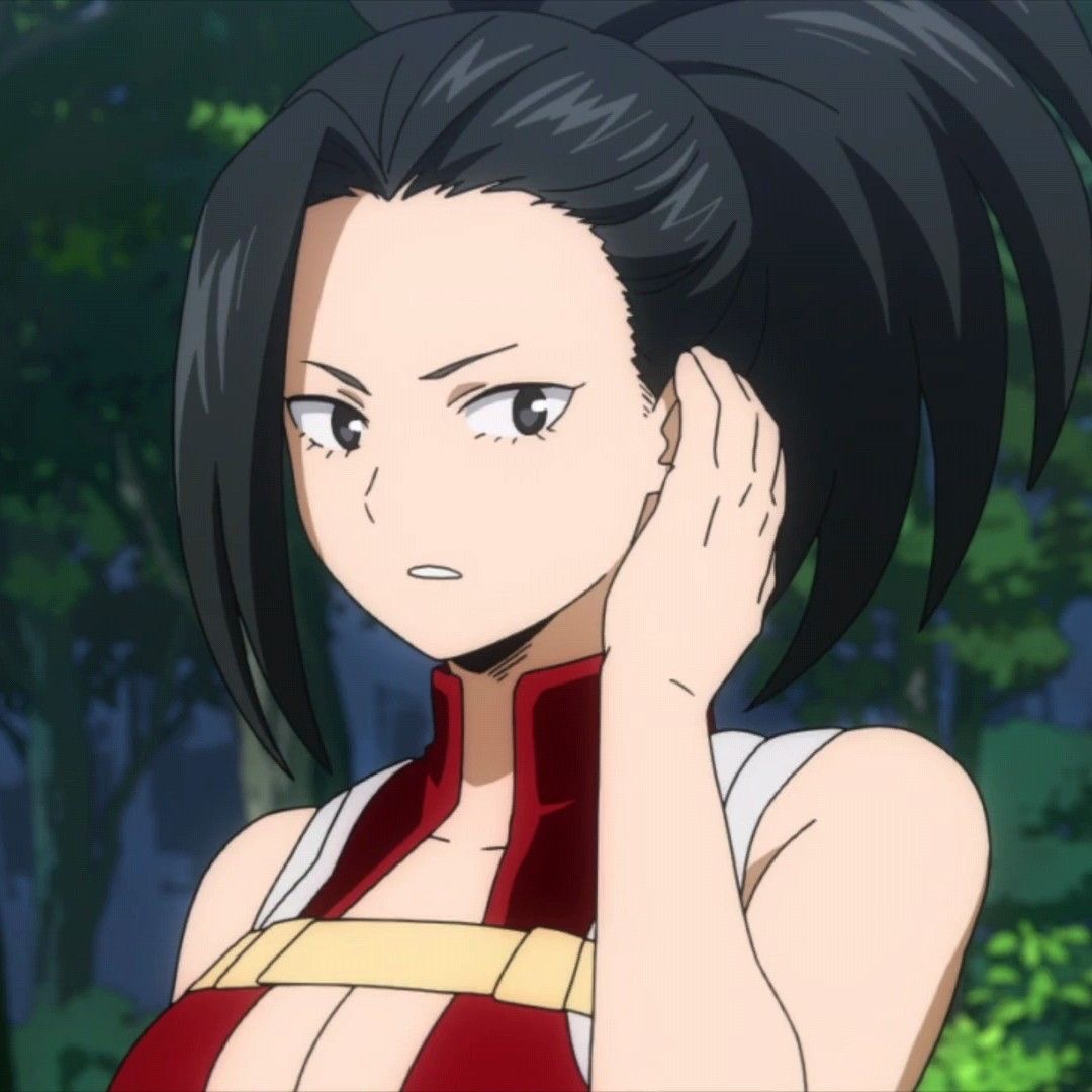 Momo Yaoyorozu 