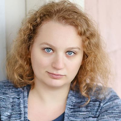 REBECCASTERNBERG