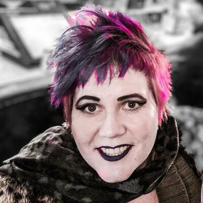 Calm, Empathetic American Storyteller