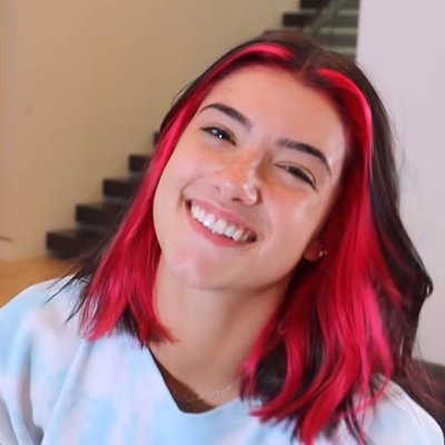 Charli:))