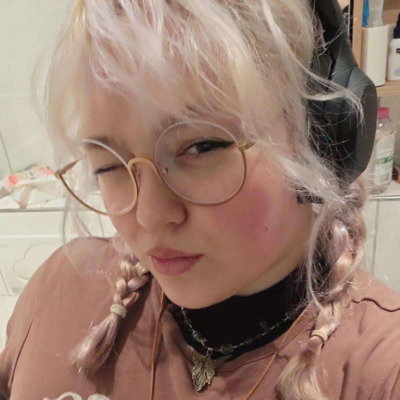Dolly Avangeline