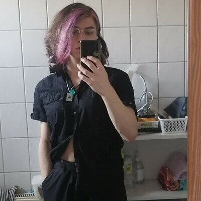 Emily_L.