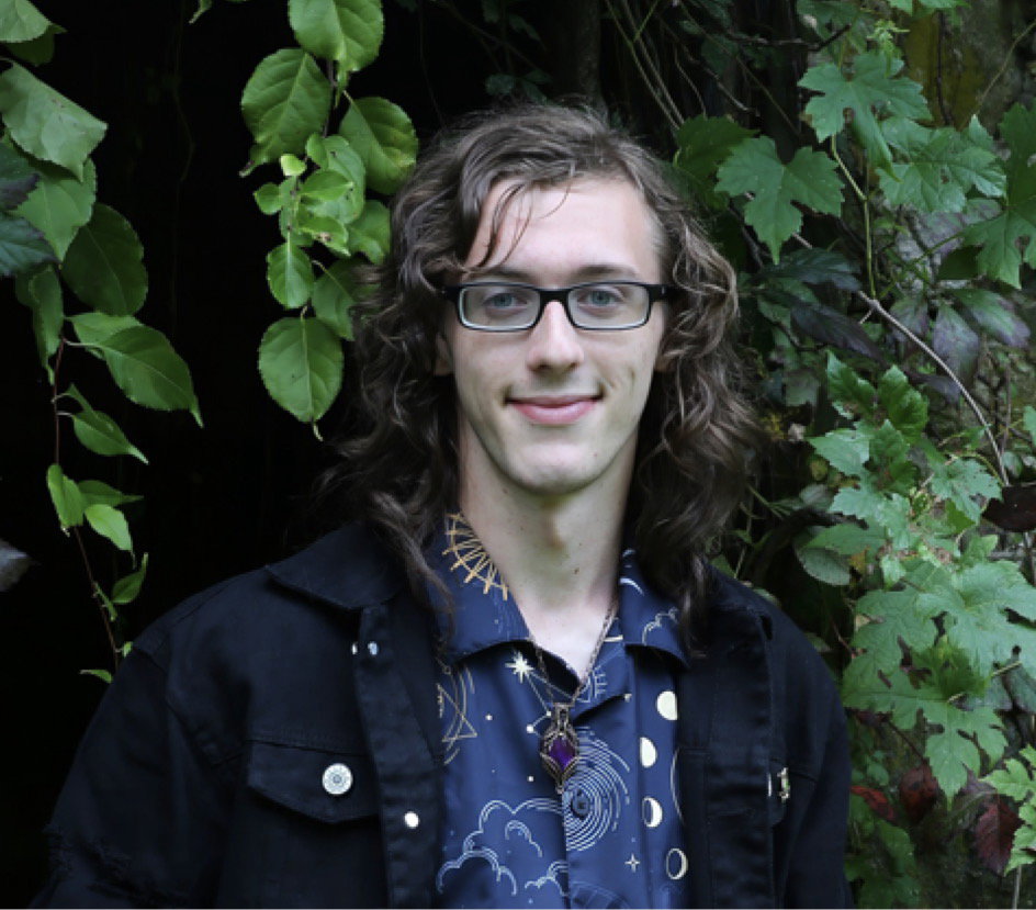 Oliver Akari