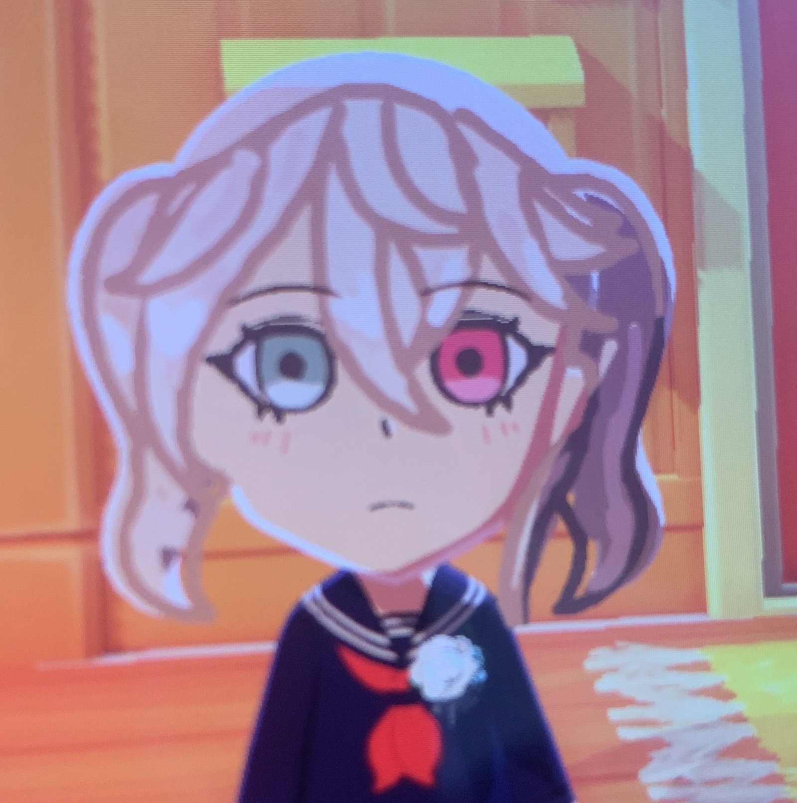 Uni<3
