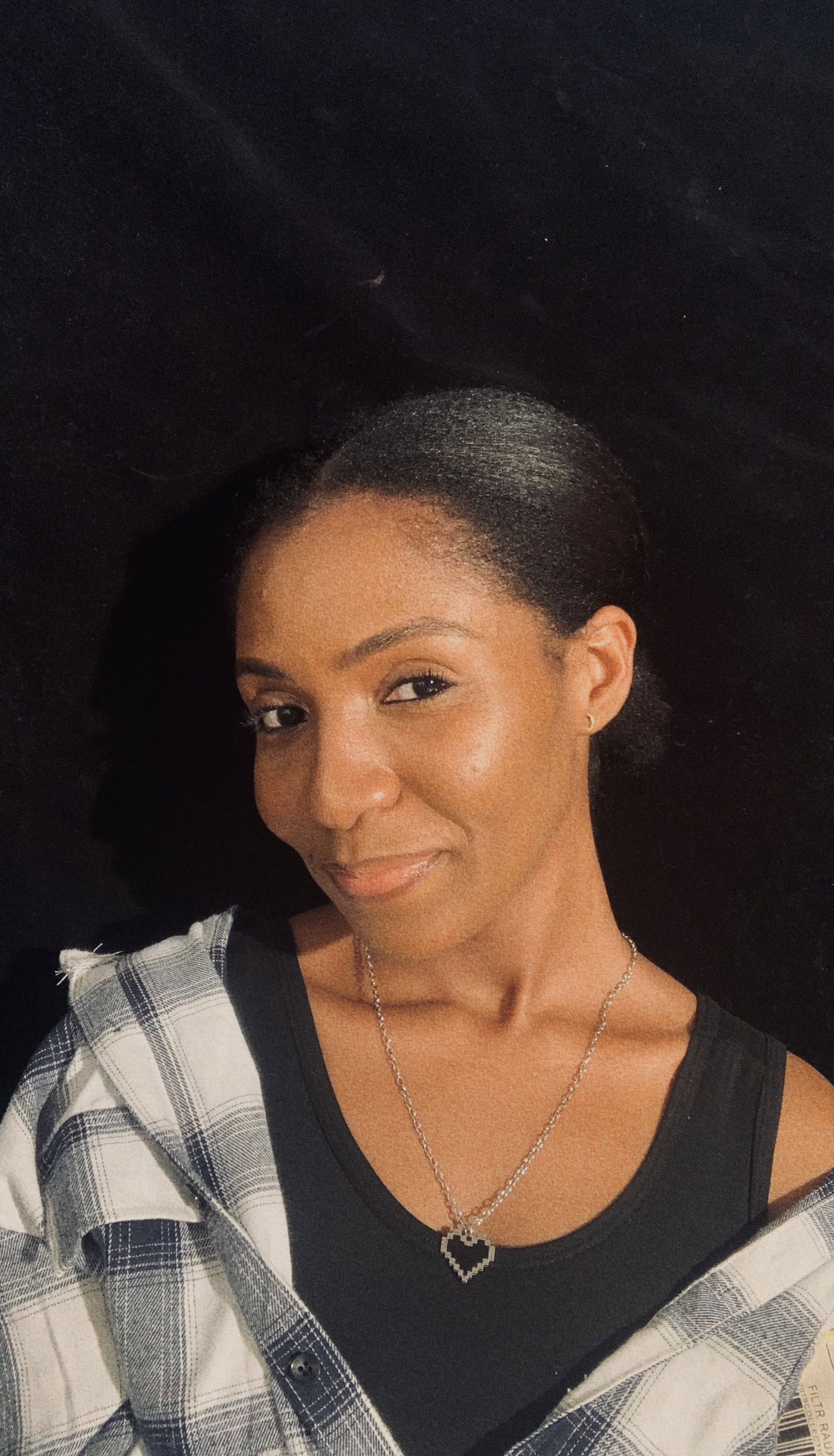 Larfeesa