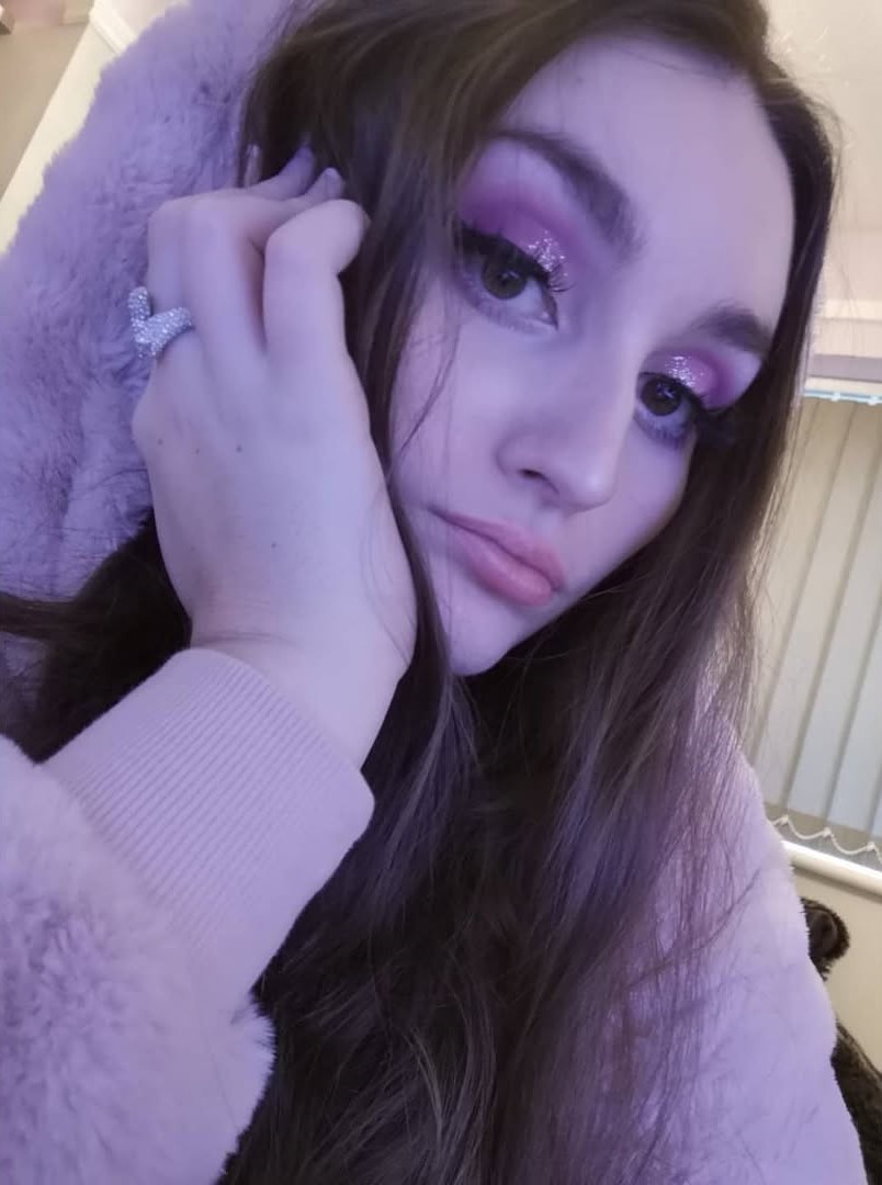 Hazel Bron
