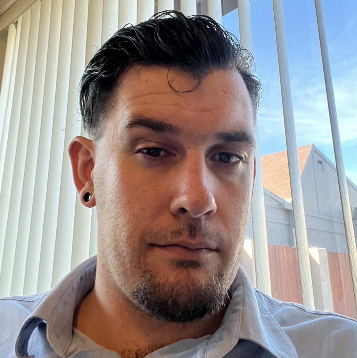 Damien Okolinsky