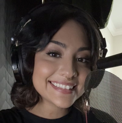 Larissa Crowe